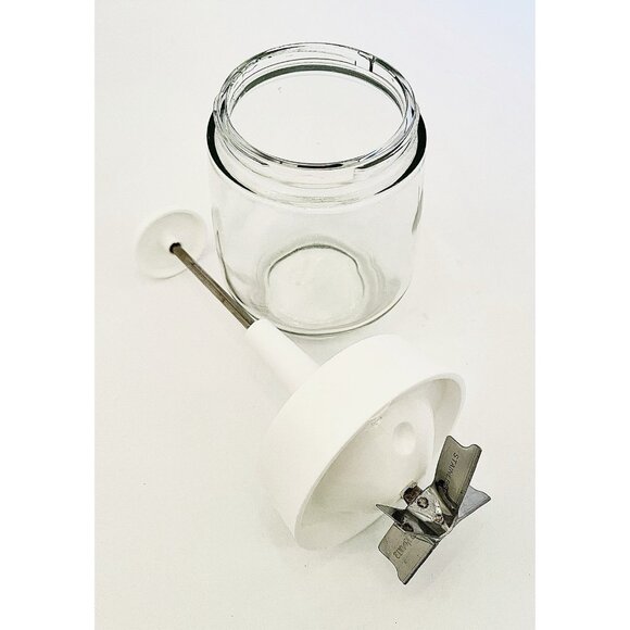 Retro Gemco Manual Food Chopper White Plunger Glass Jar Stainless Steel Blade - Picture 4 of 10